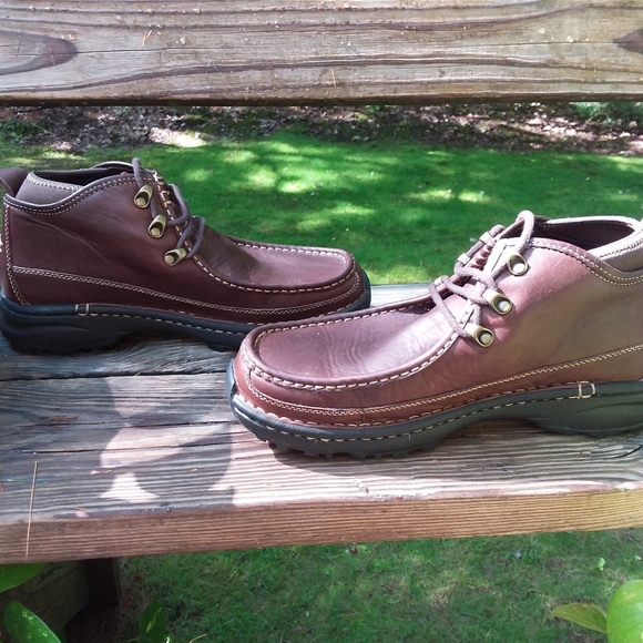 'LL Bean Men's Leather Boots. - Picture 4 of 10